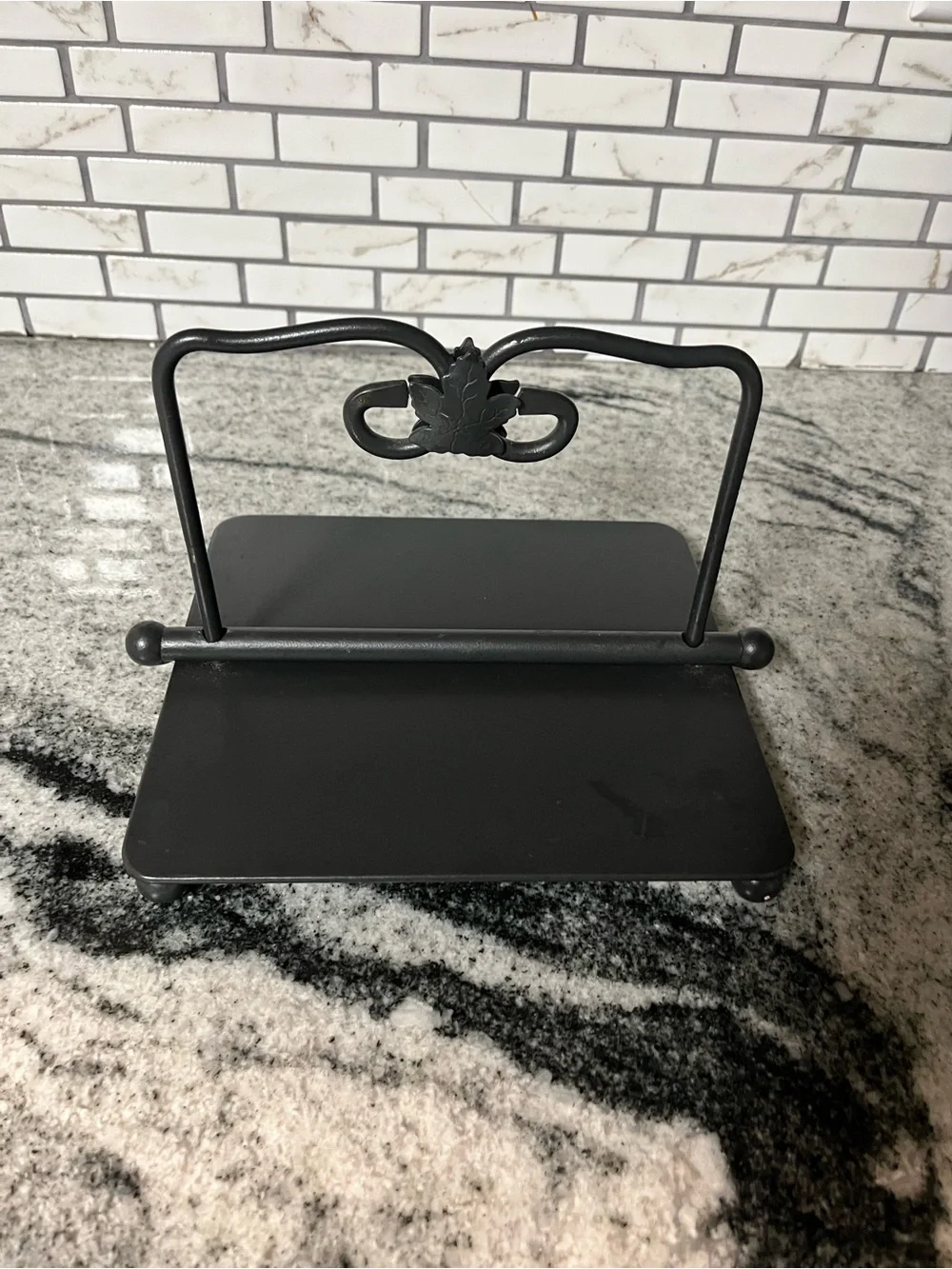 Longaberger Matte Black Metal Napkin Stand with Leaf Accent